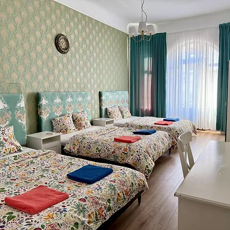 Royality Old Town Apartment