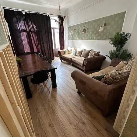 Apartment Royality Old Town Bukarest